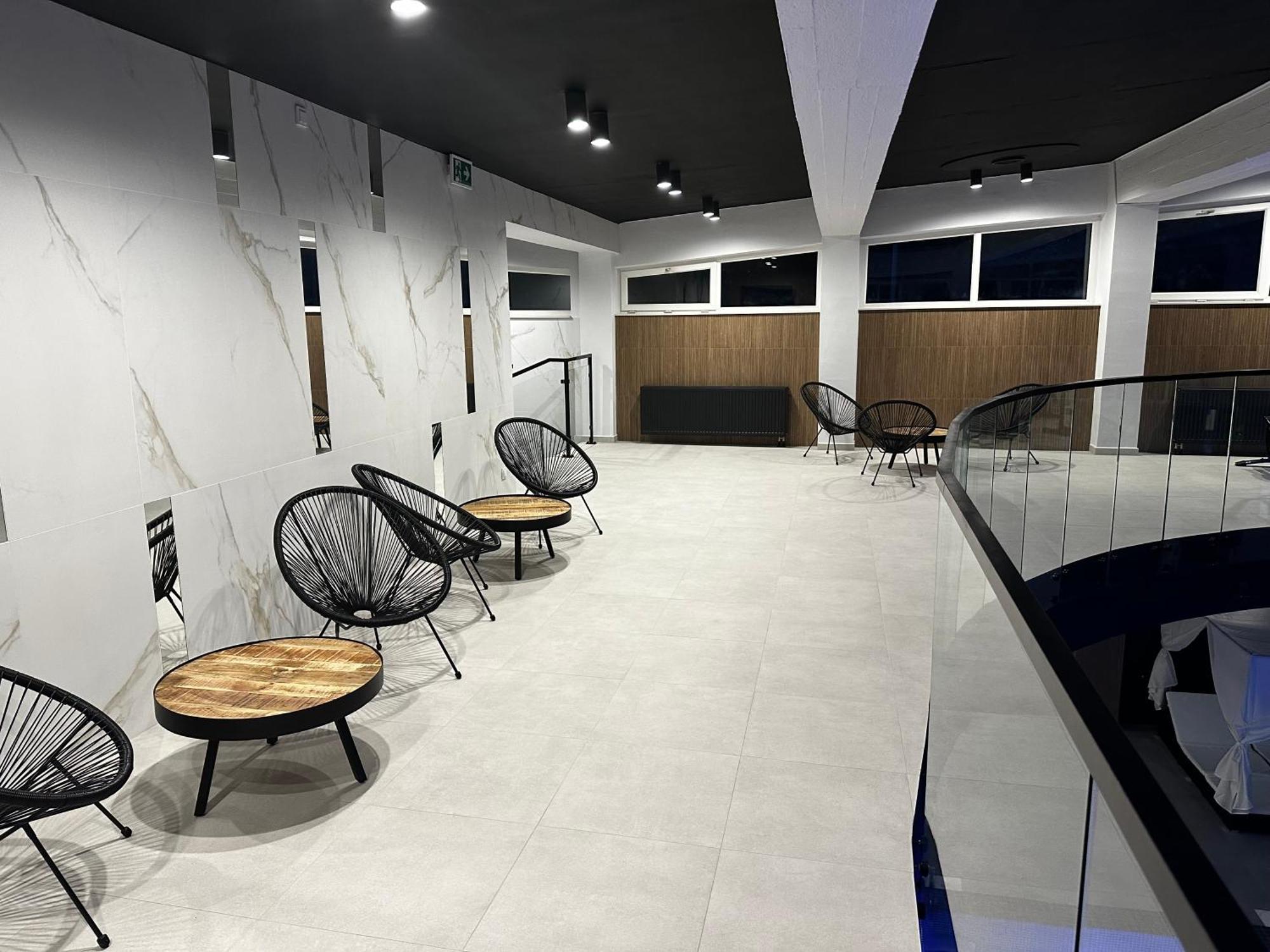 Wrzos Resort & Wellness 文盖尔斯卡－古尔卡 外观 照片